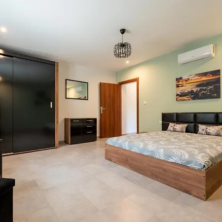 Holiday home Ippoliti *